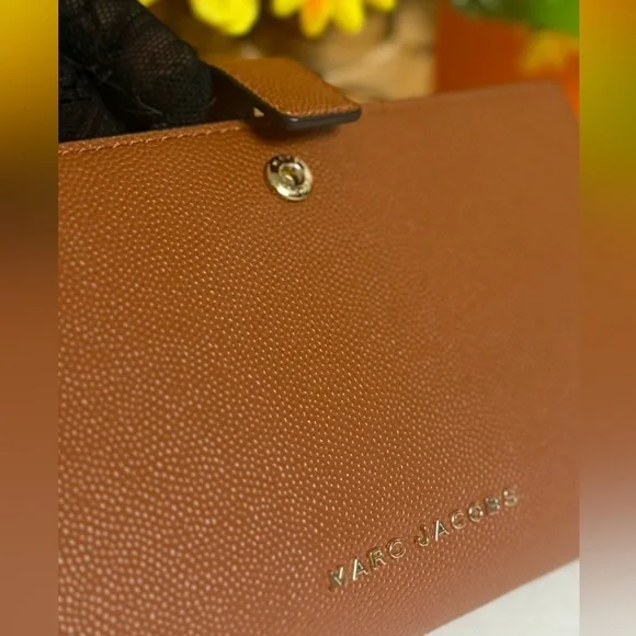 🆕MARC JACOBS Phone Wristlet Wallet from NORDSTROM Rack - Picture 10 of 17